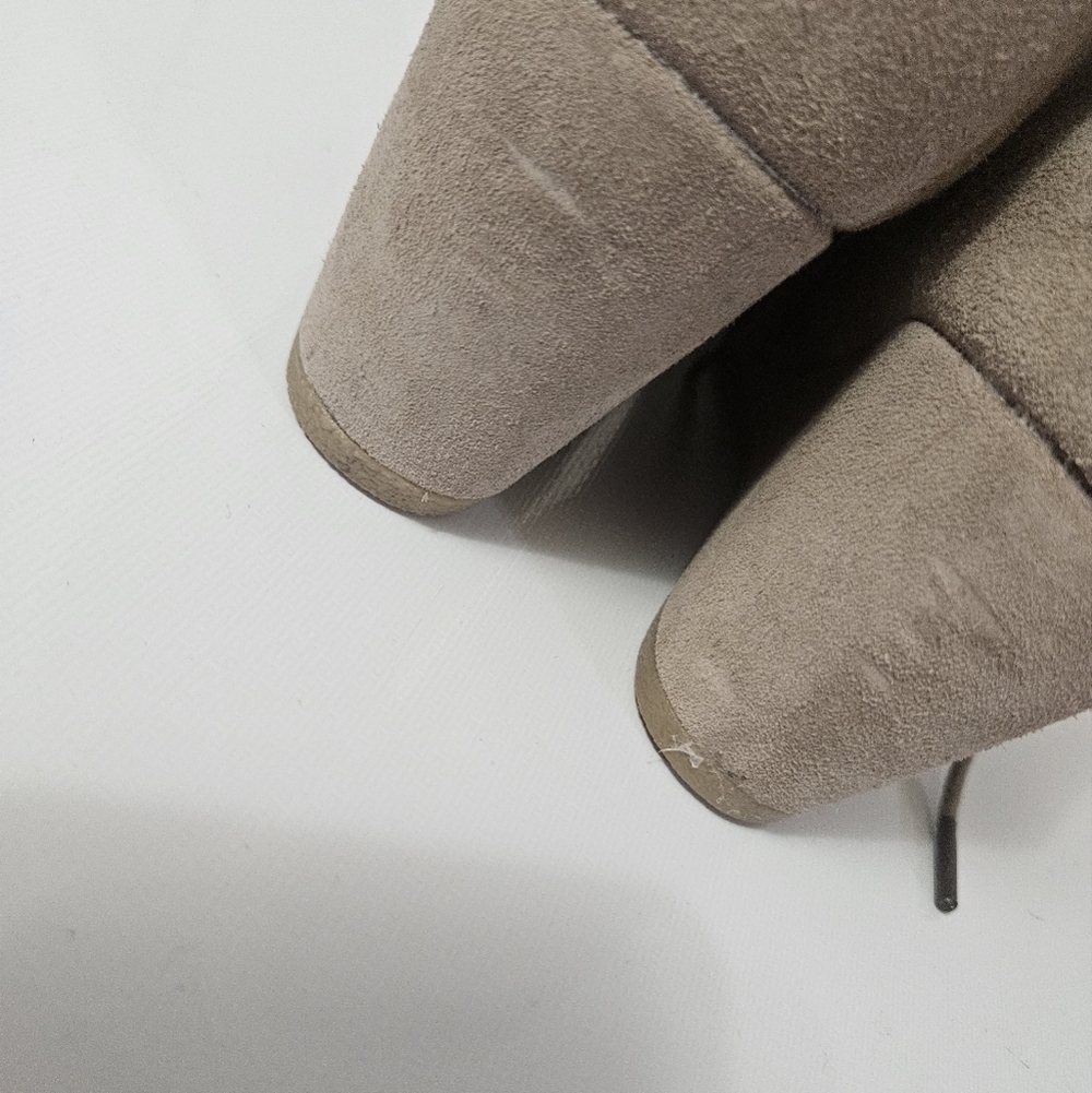 Toms Tan Wedge Ankle Boots! - Picture 3 of 7